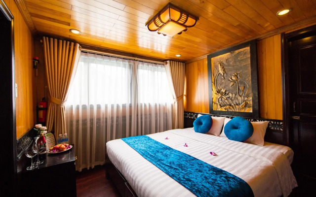 Swan Cruises Halong