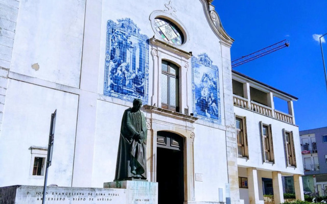 White Design Apartment