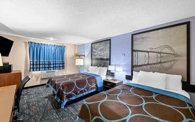 Super 8 by Wyndham Council Bluffs IA Omaha NE Area