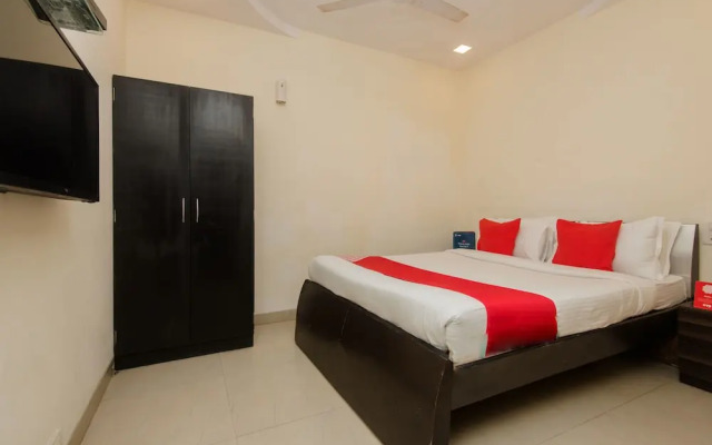 OYO 10103 Hotel Aviva