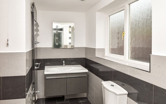 Foxley Place - MK City house