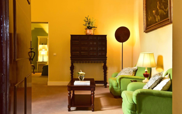 Pousada Convento de Evora - Historic Hotel