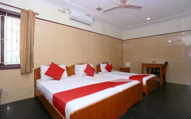 OYO 24347 Hotel Sunrise View
