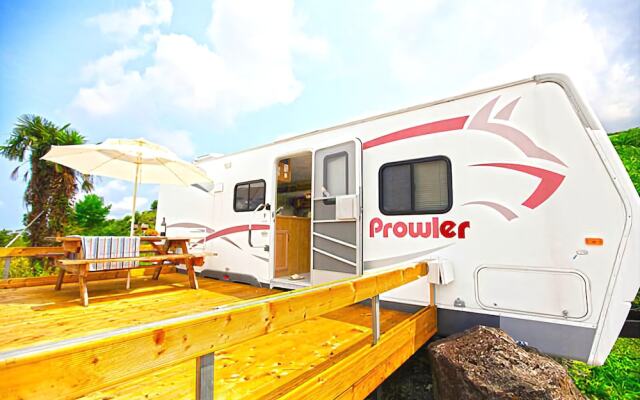 Jeju Poly Park Pension