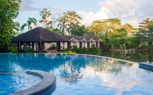 237 Sheridan Boutique Resort
