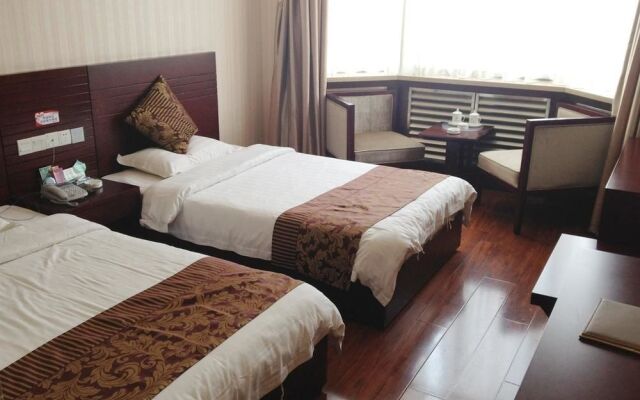 Fuyang Golden Beach Hotel