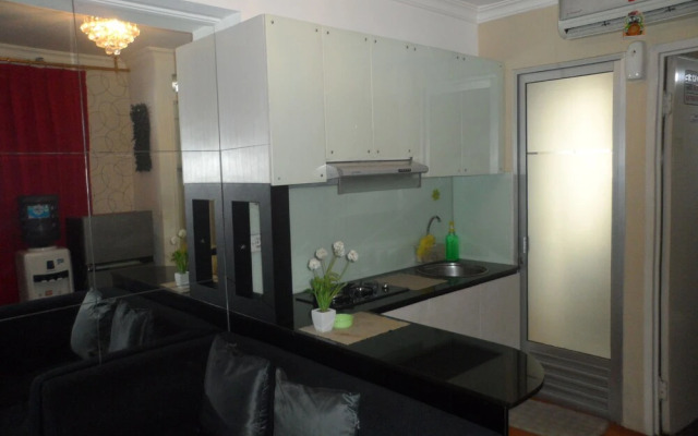 Apartment Kalibata City By Luxury Pro