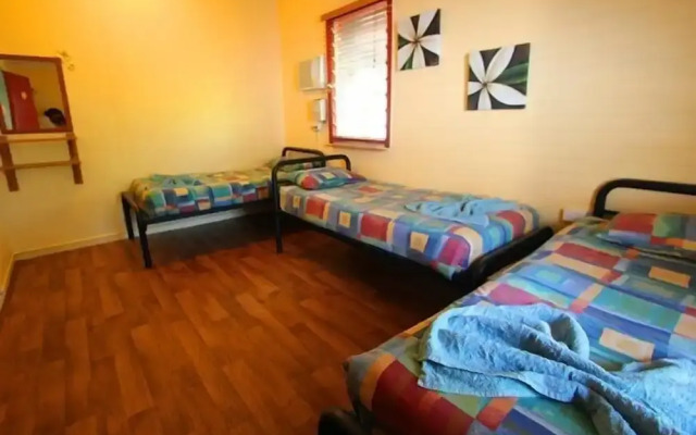Travellers Oasis - Hostel