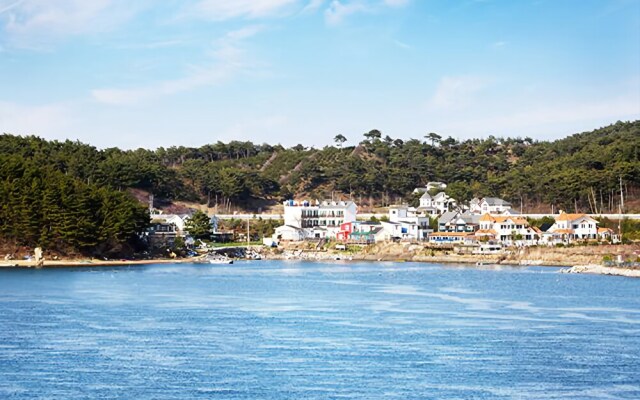 Taean Bada Iyagi Pension