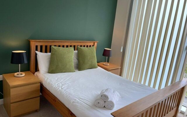 Milton Keynes City Center 2 bed