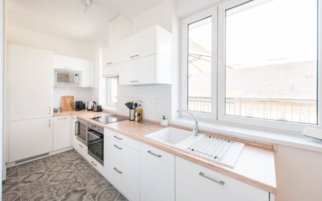 Oasis Apartments - Oktogon II