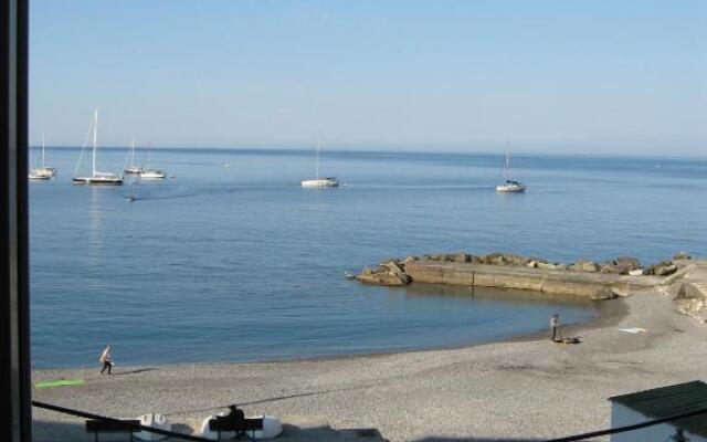 Casa Sea Life, Beachfront with Parking