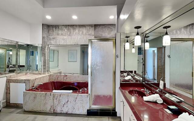 An Oceanfront Experience