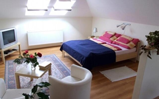 Ilona Apartmanhaz