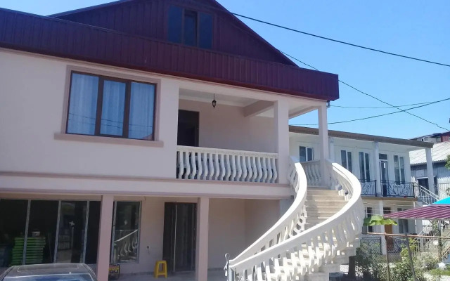 Hostel House 293