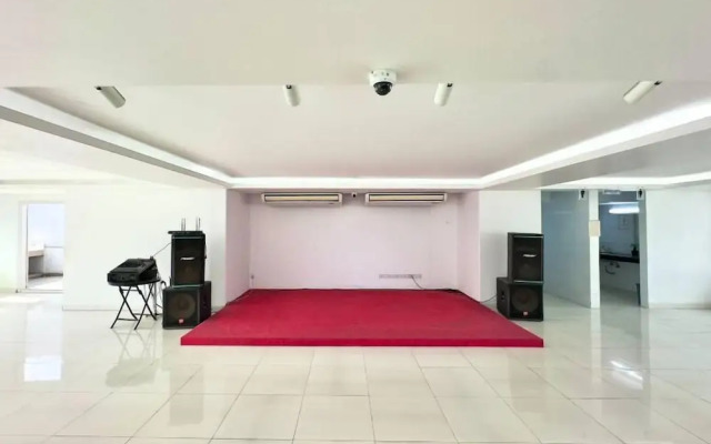 600sqft 2 Luxury Studio with Gym & Pool