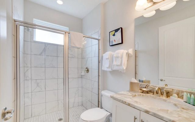 Burma Villa Reunion 3