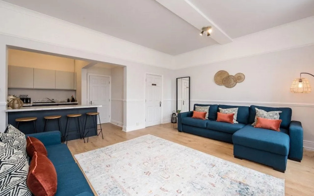 Host Apartments Seel St Modern Townhouse Apt