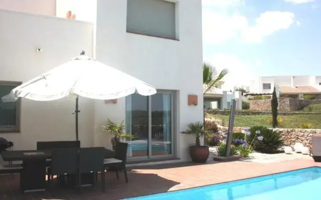Villa Cuarzo