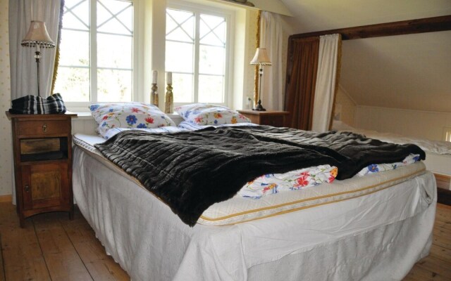 Nice Home in Mellerud With 2 Bedrooms