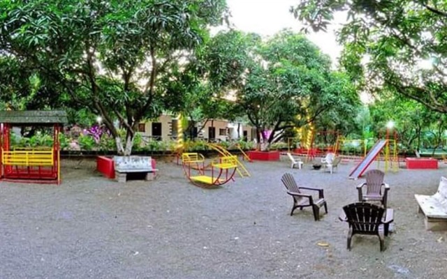 Van Vihar Farm & Resort