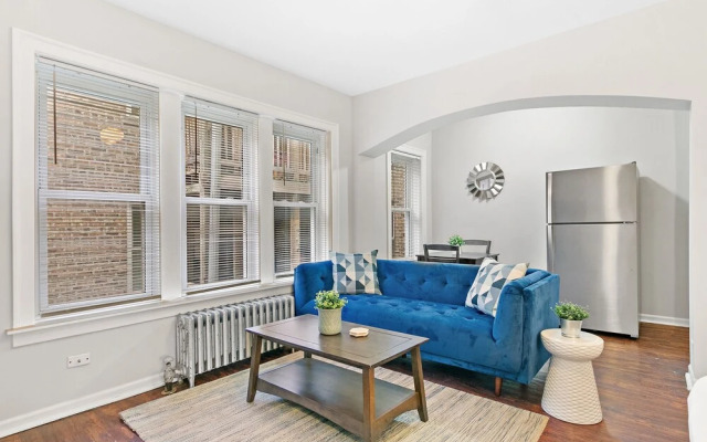 Studio Superb Apt Near Loyola University