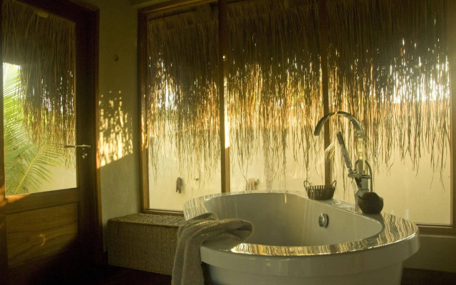 Dugong Beach Lodge