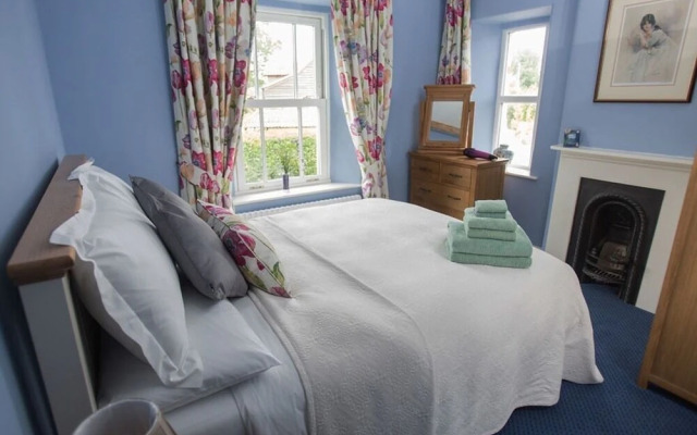Withy Cottages