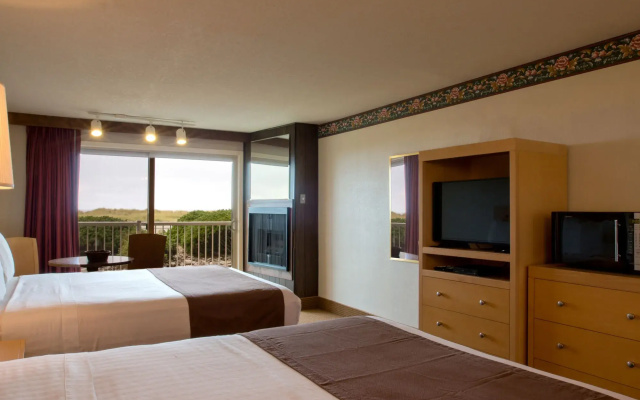 Hi-Tide Oceanfront Inn