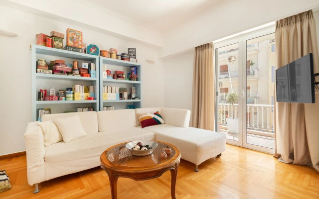 Vibrant in Pangrati by Athenian Homes