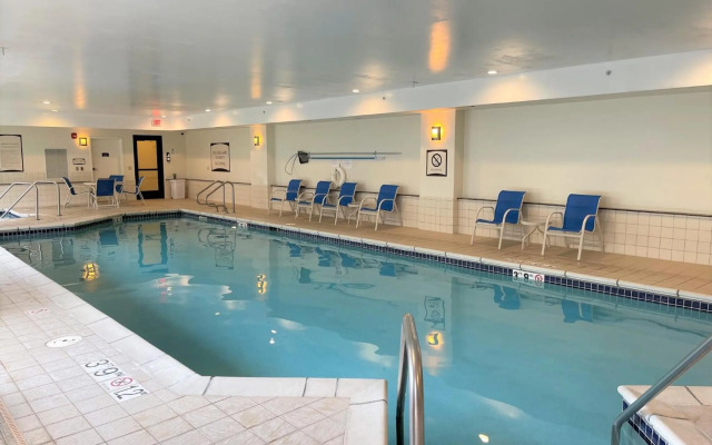 Staybridge Suites Milwaukee West-Oconomowoc by IHG
