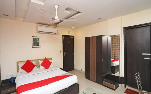 Skylark Hotel by OYO Rooms