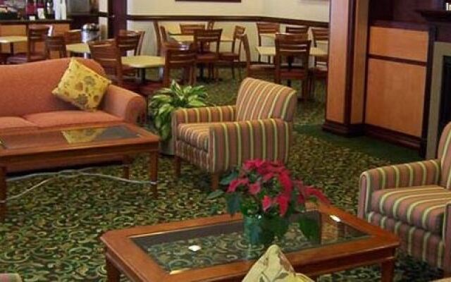 Fairfield Inn & Suites by Marriott Detroit Farmington Hills