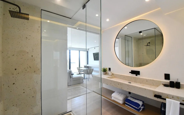 Kumaru Suites by The Spot Rentals