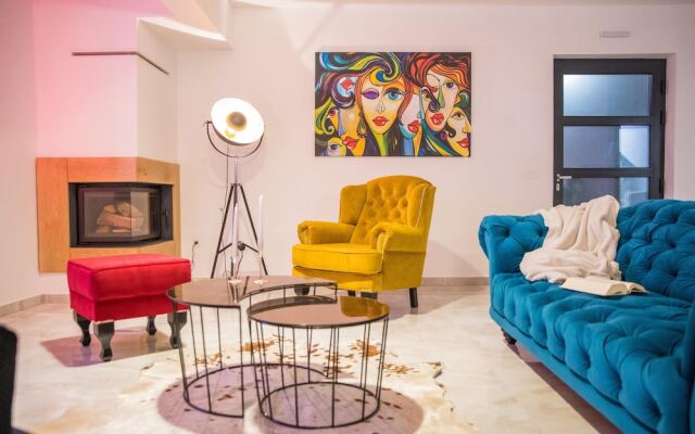 New Modern Villa Luce