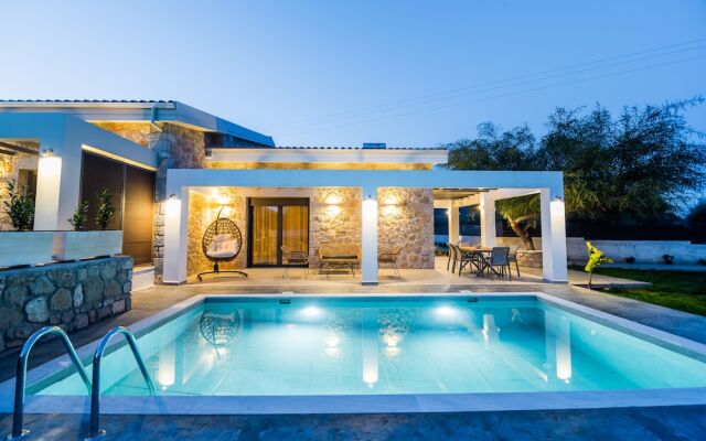 Stone and Sea Villas
