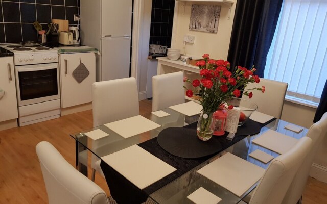 Queen Guest House