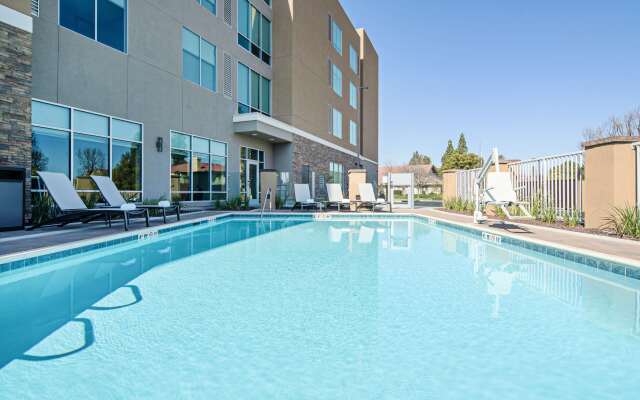Hyatt Place Bakersfield