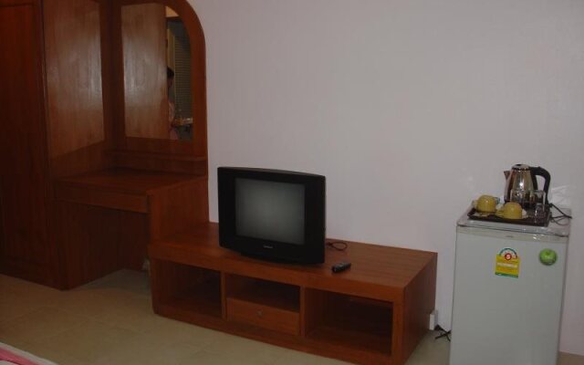Somjai House