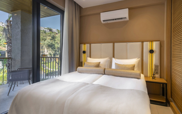 Helis Suites