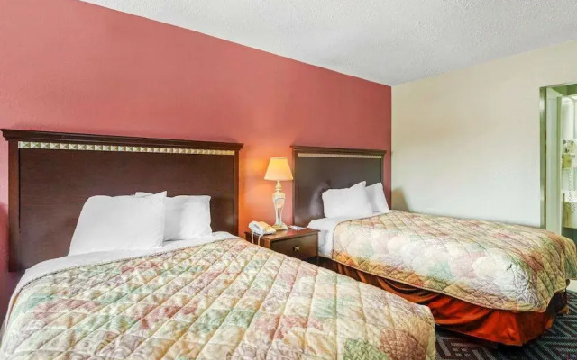 Days Inn Suites Manchester Tn