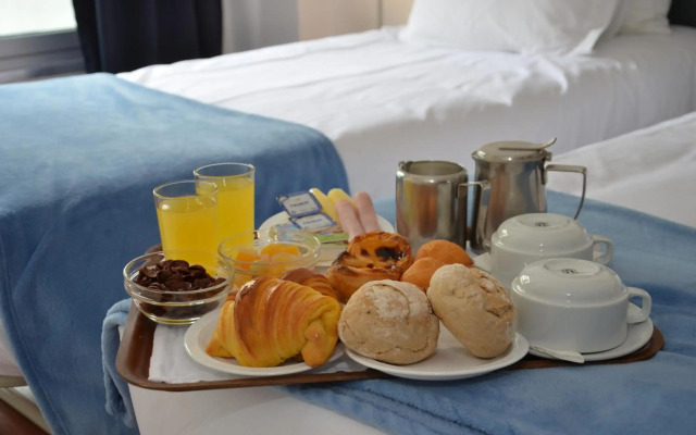 Hotel Girassol