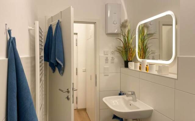 House in Reed 1 - Apartment 4