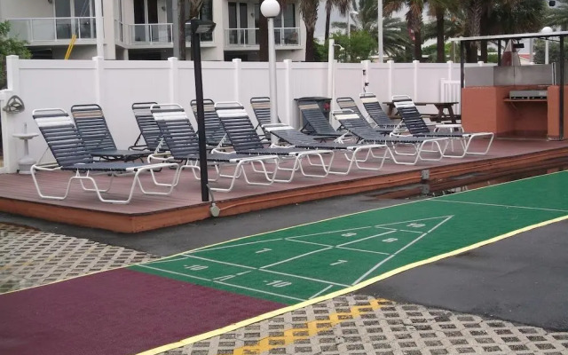 Treasure Island Beach Club