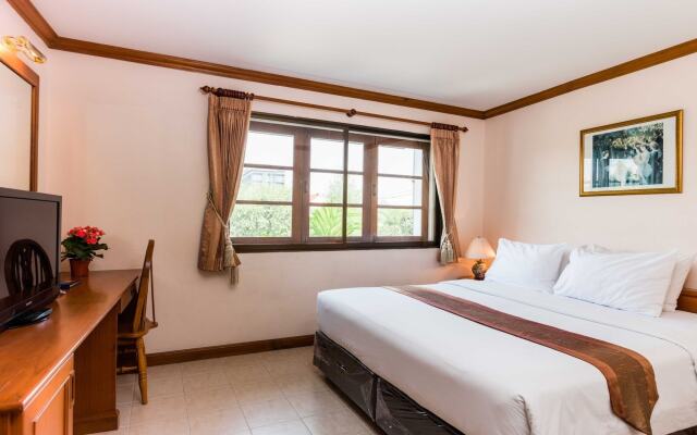 Hotel Jomtien Boathouse