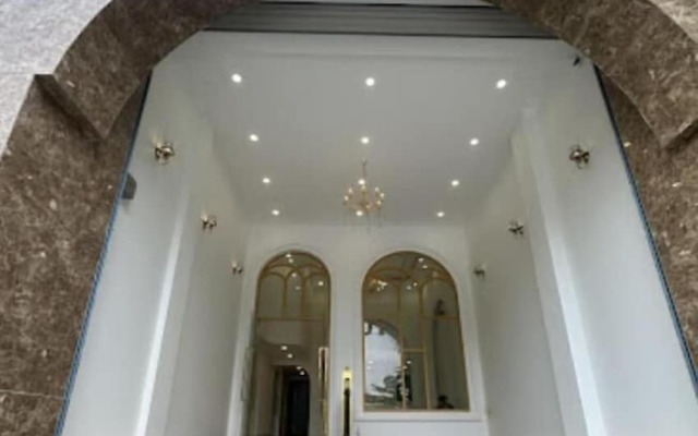 Hala Hotel - by Bay Luxury