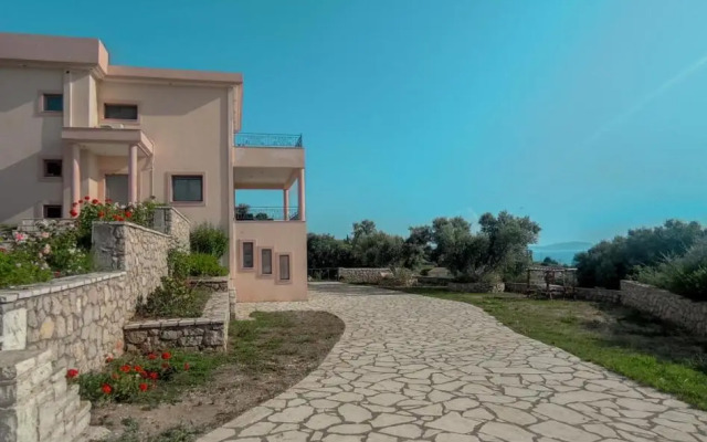 Villa Palairos