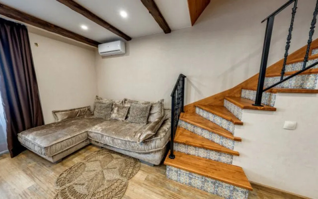 Апартаменты Фамилия Делюкс на улице Строителей, д.3