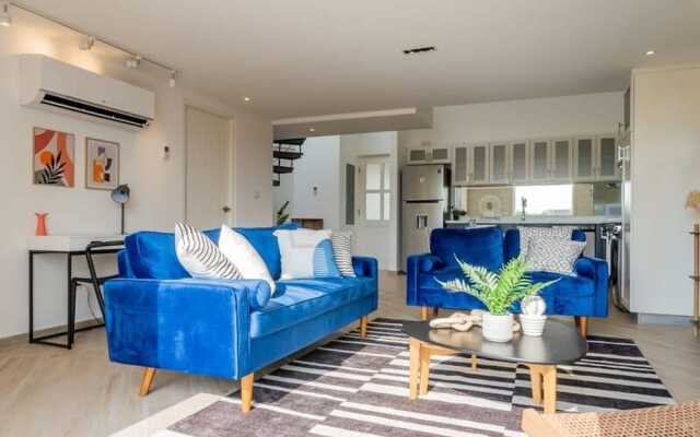 w Lovely 3BR With Modern Balcony in Panama