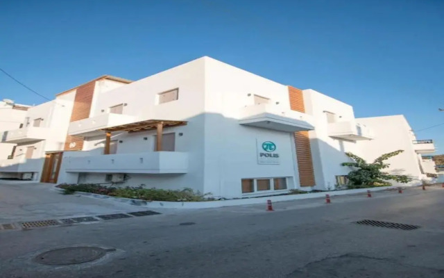 Polis of Naxos Stylish Suites